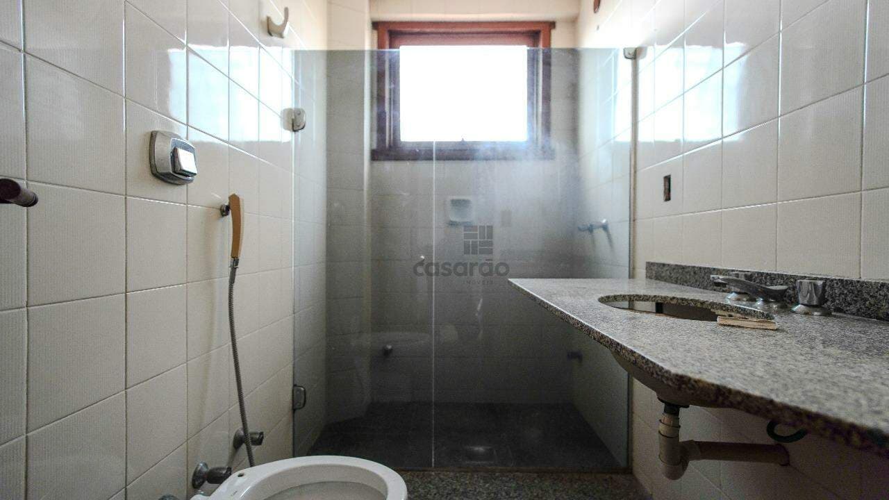 3cay0m-apartamento-3-quartos-no-pelotas-banheiro-social.jpg