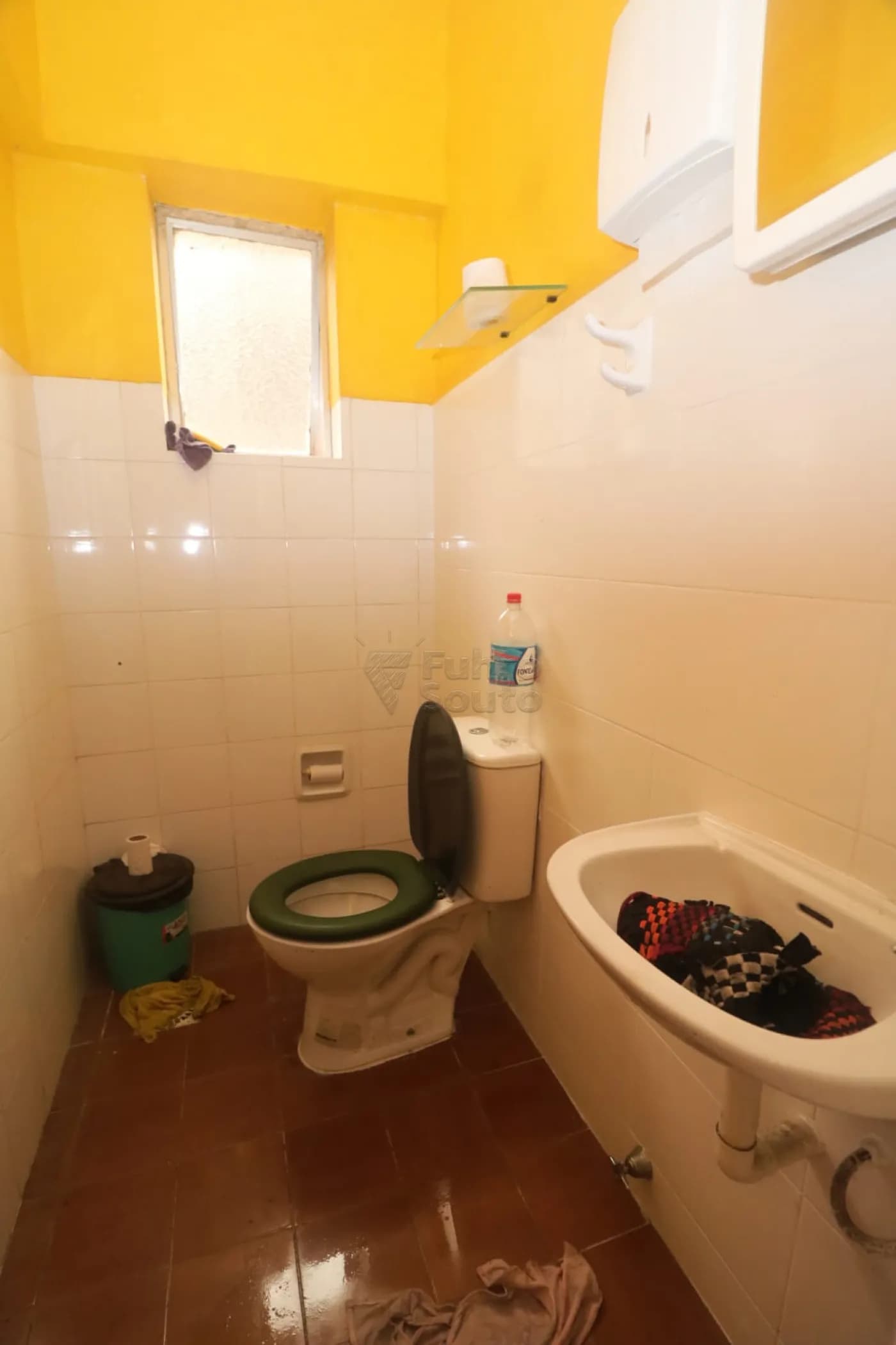 3eu2vs-pelotas-comercial-sala-em-condominio-centro-27-03-2026_11-51-03-69c69957e539f.webp