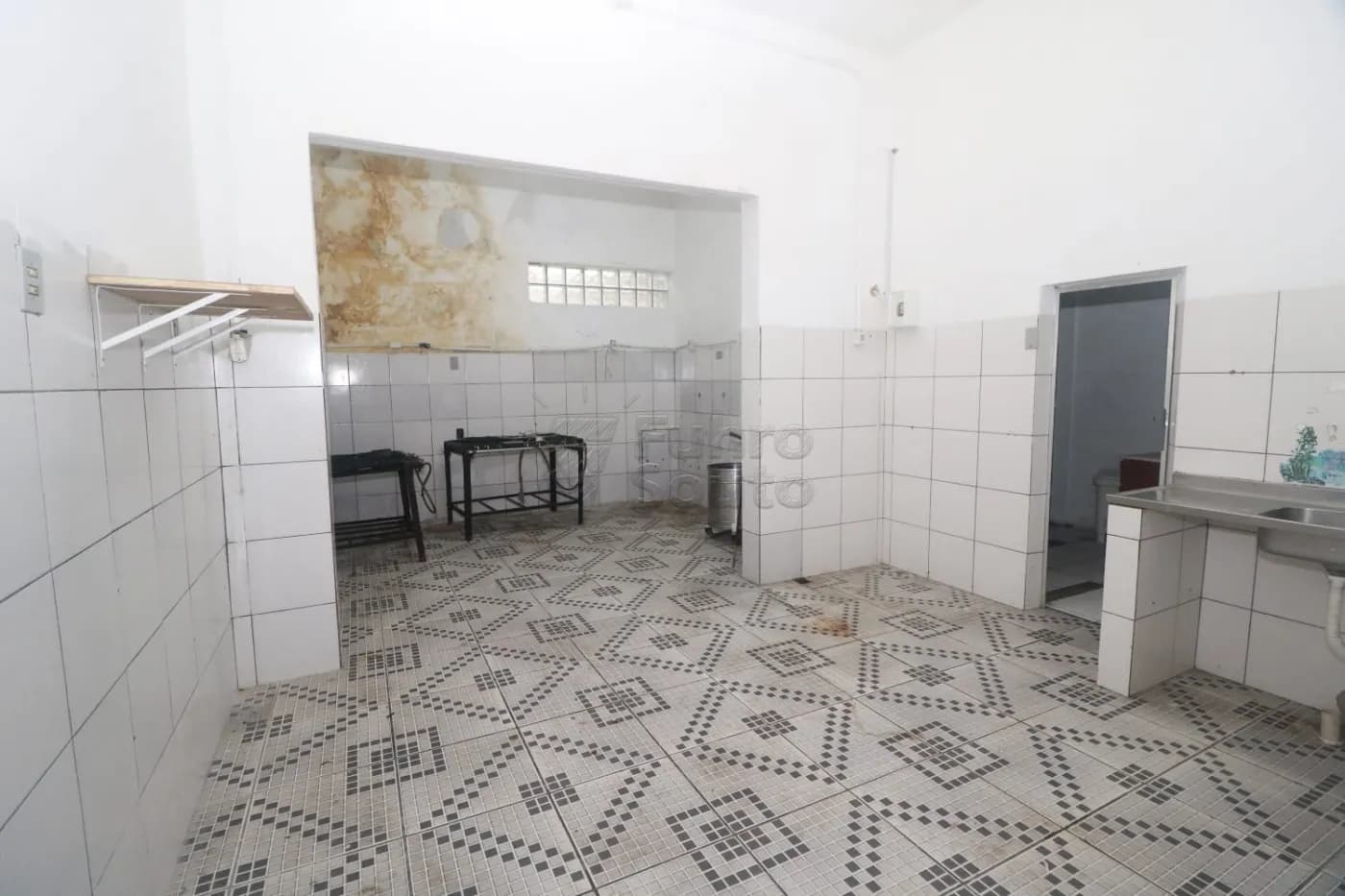 3fgbne-pelotas-comercial-sala-fora-de-condominio-centro-15-04-2026_16-31-32-69dfe794d0180.webp
