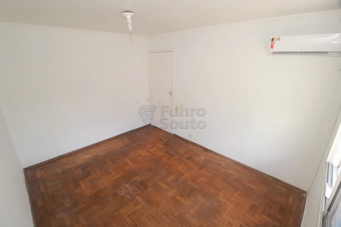 3g3rxp-pelotas-apartamento-padrao-centro-03-12-2025_23-53-34-15.webp