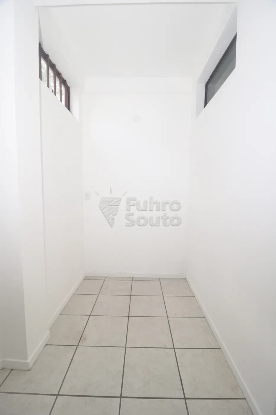3j51b-pelotas-comercial-sala-fora-de-condominio-centro-19-02-2026_23-57-22-6997cd9254028.webp