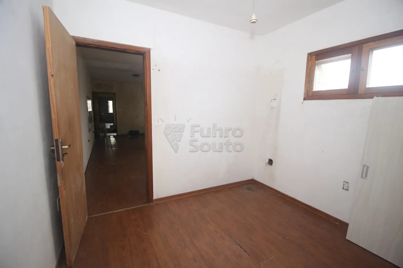 3n8ogo-pelotas-casa-padrao-centro-07-11-2024_02-33-03-37.webp