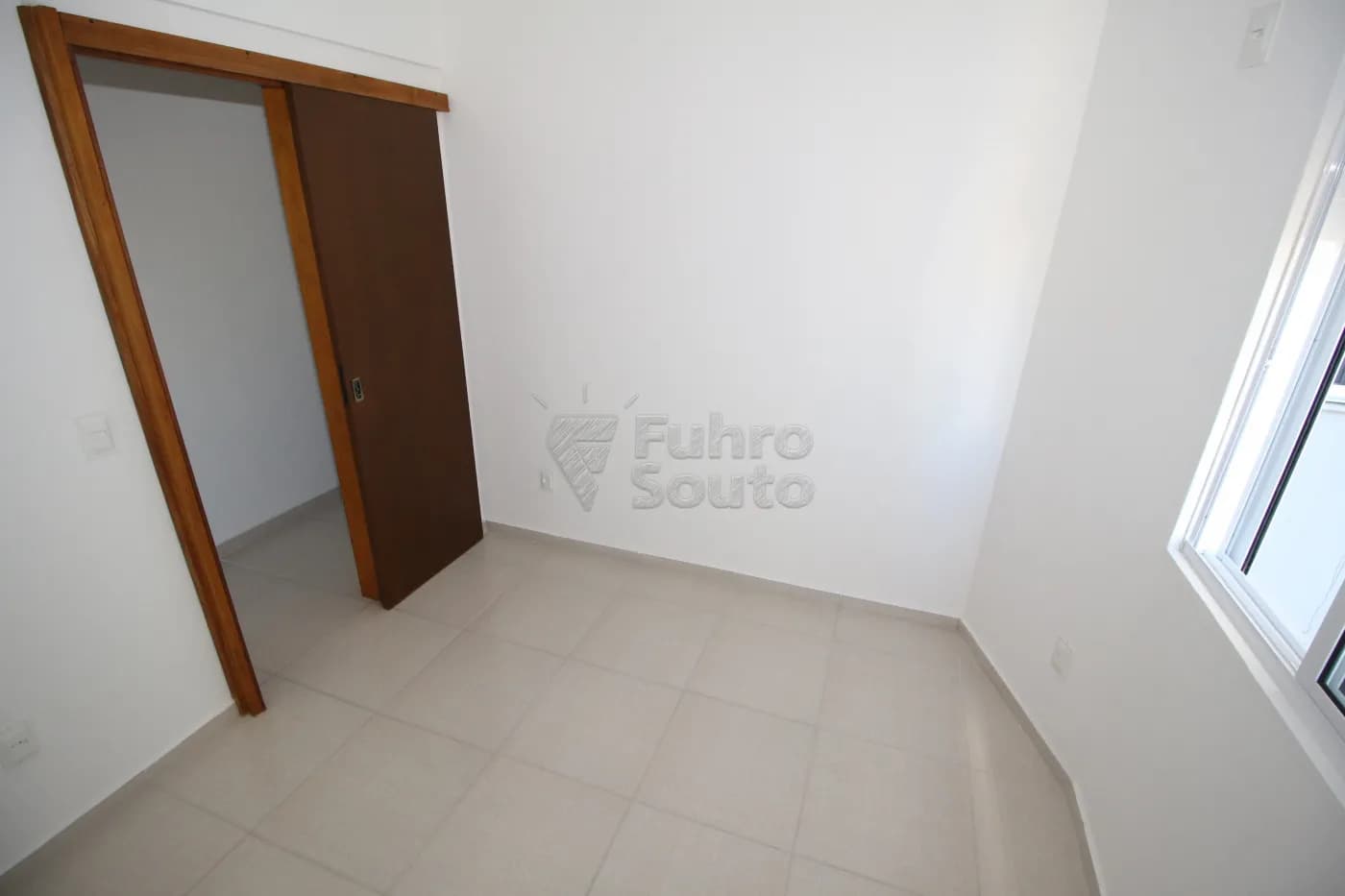 3nq7eq-pelotas-apartamento-padrao-centro-16-05-2024_00-45-55-5.webp