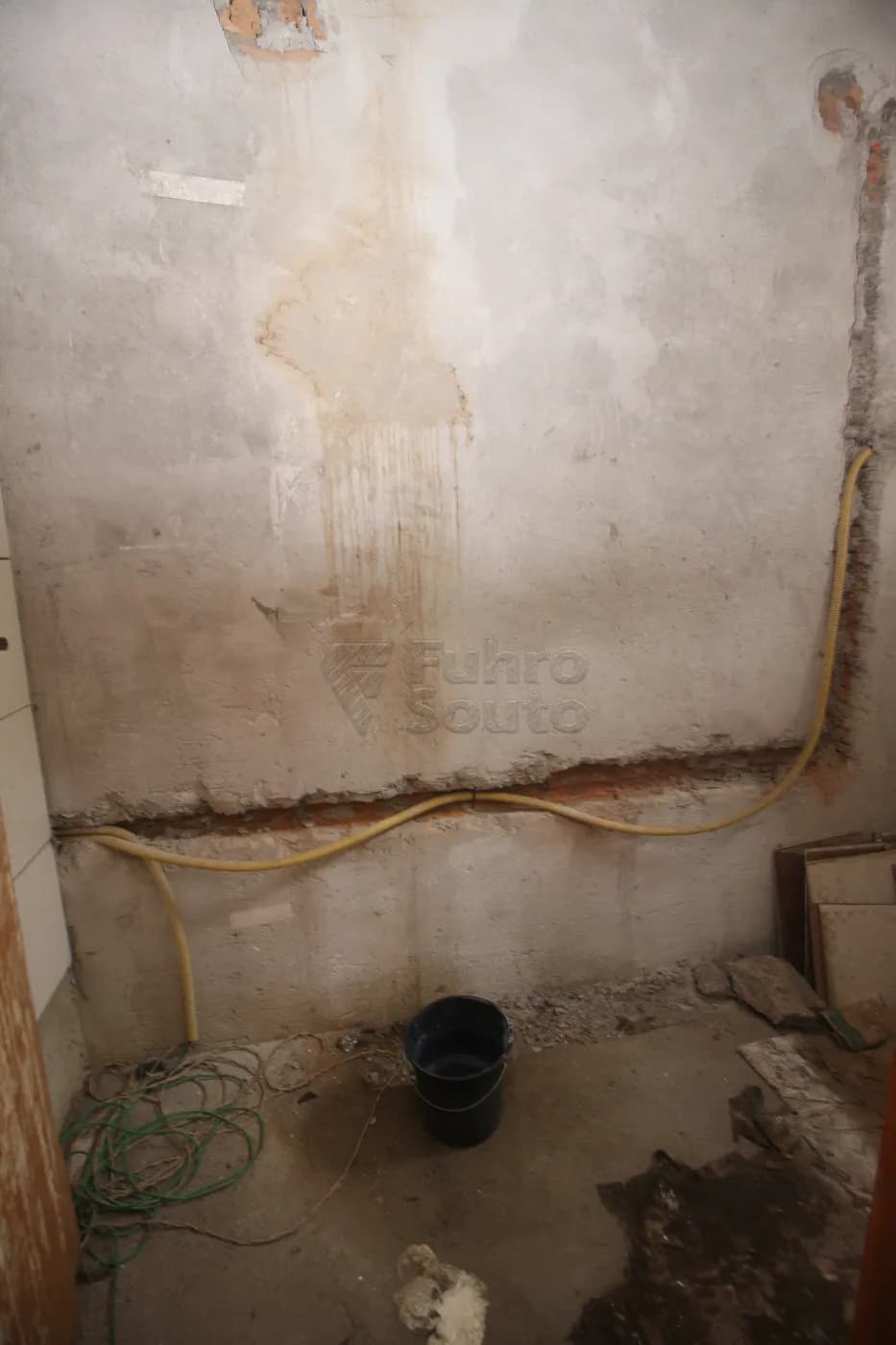 3o573x-pelotas-casa-padrao-centro-07-11-2024_02-32-54-29.webp