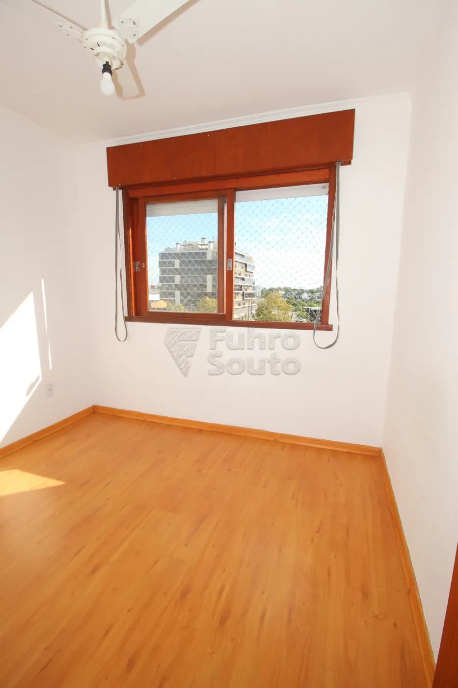 3pny3m-pelotas-apartamento-padrao-centro-22-04-2024_23-39-33-9.webp