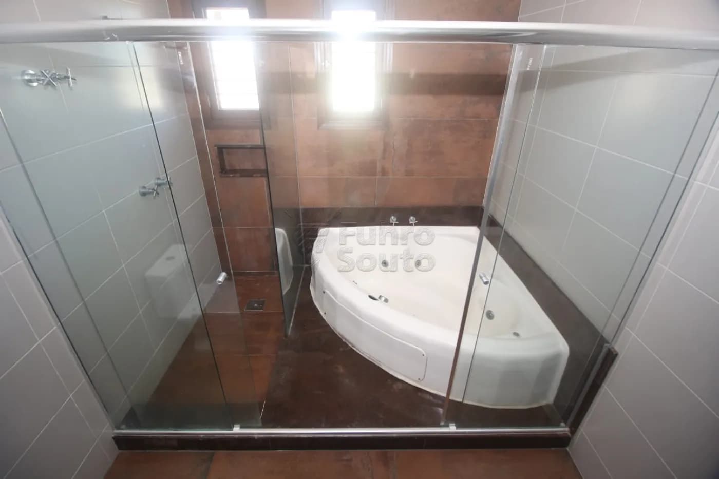 3qluh-pelotas-casa-padrao-laranjal-09-10-2025_16-00-50-52.webp