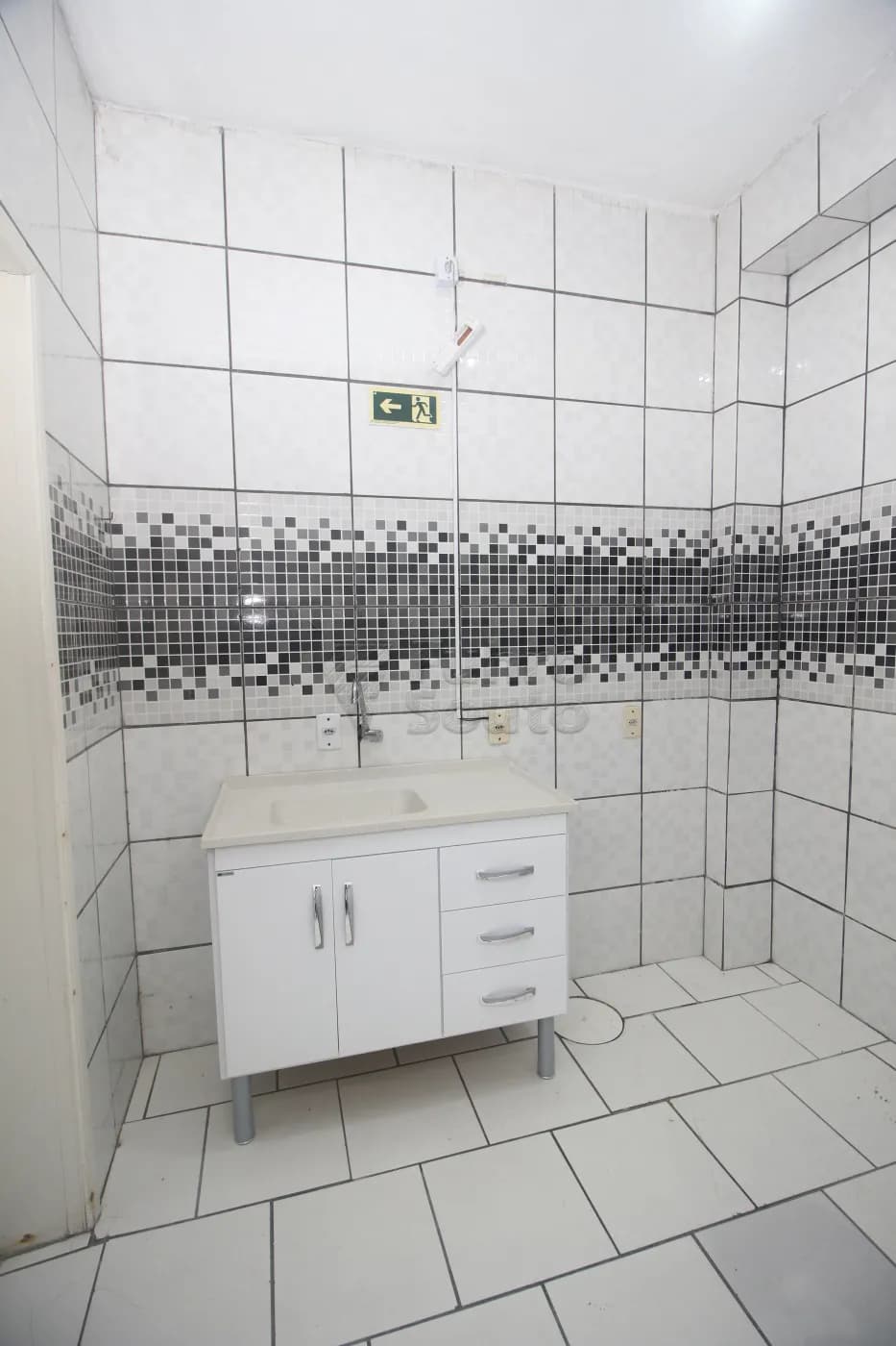 3rkgy9-pelotas-comercial-sala-fora-de-condominio-centro-07-10-2025_23-32-44-13.webp