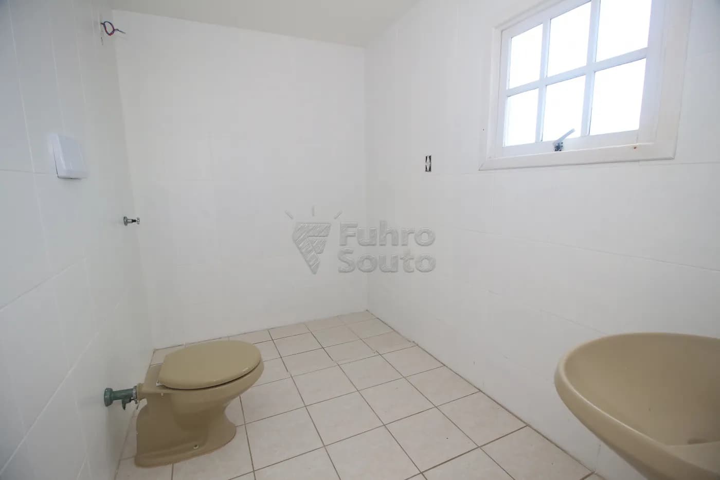 3wke4t-pelotas-casa-padrao-centro-12-01-2025_03-34-50-39.webp