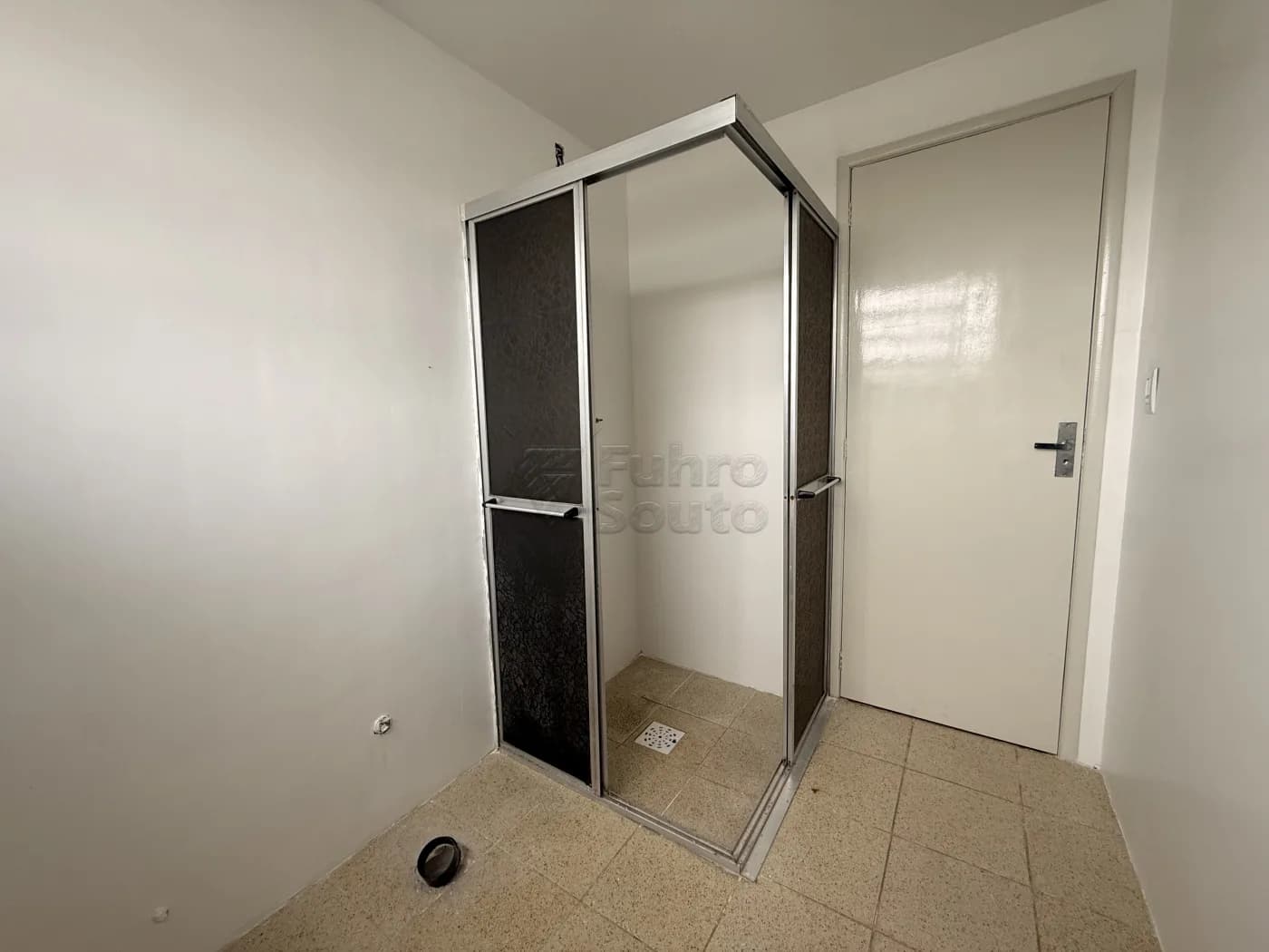 424eup-pelotas_apartamento_padrao_centro_19-06-2026_16-11-31_14.webp