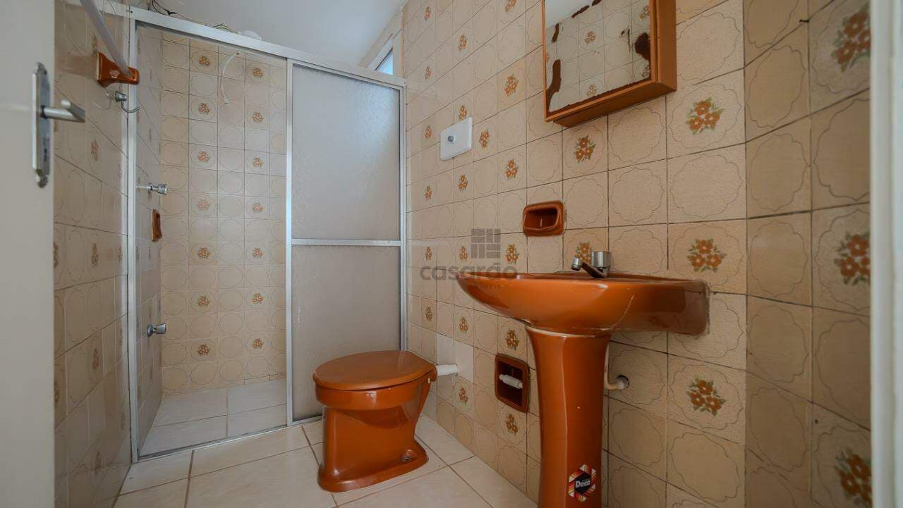 42hlur-apartamento-2-quartos-no-pelotas-banheiro-social.jpg