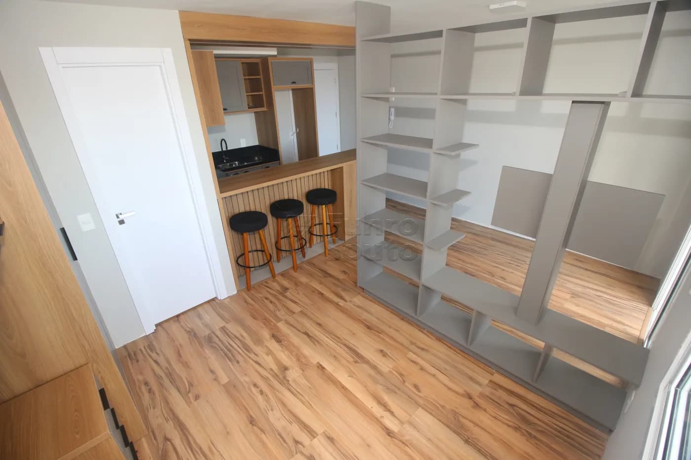 47cs5r-pelotas-apartamento-loft-studio-centro-07-02-2025_23-57-07-8.webp