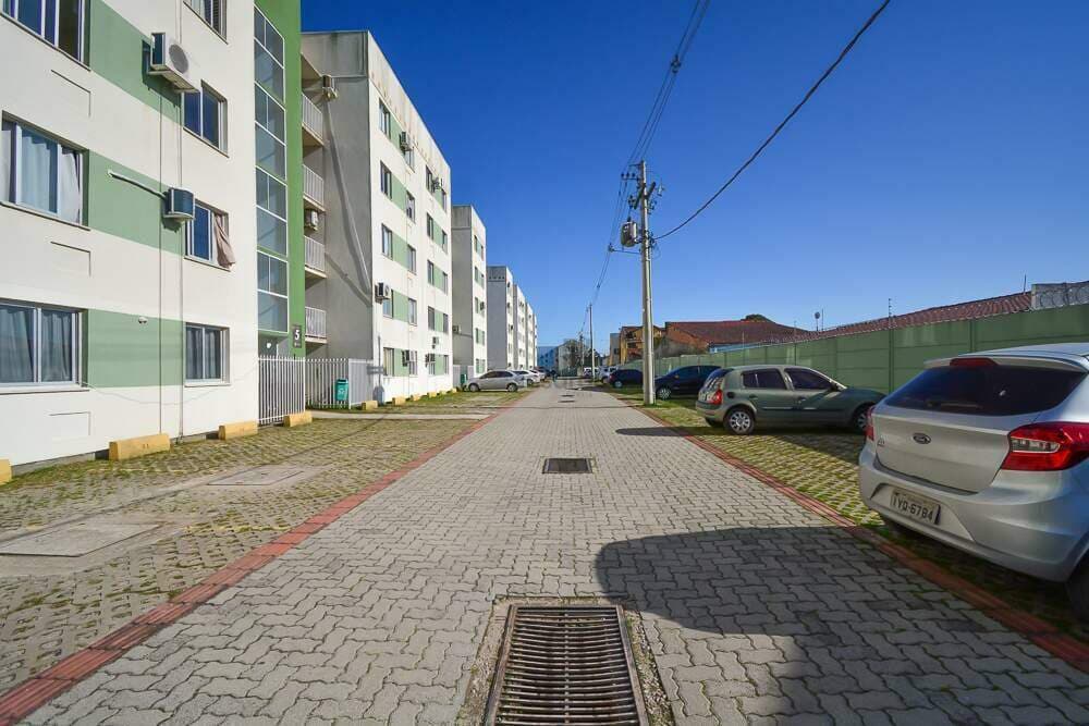 4859ph-apartamento-2-quartos-no-pelotas-estacionamento.jpg