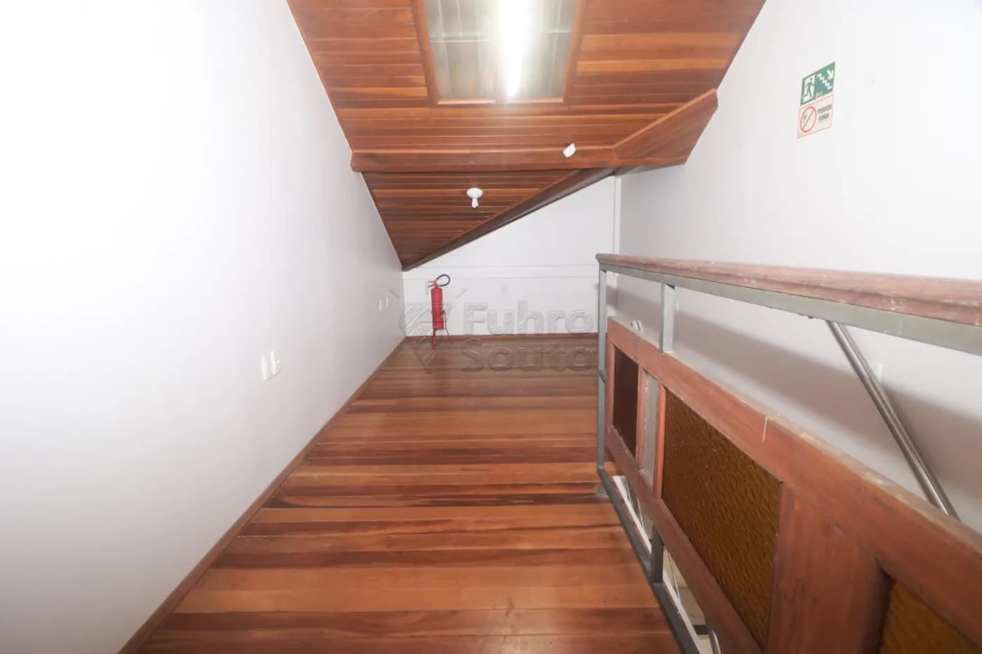 49vtcu-pelotas-comercial-sala-fora-de-condominio-centro-12-03-2026_18-12-33-69b32c41209ae.webp