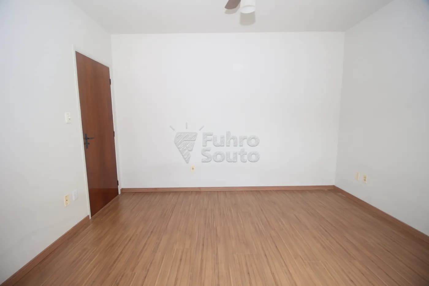 4at2mg-pelotas-apartamento-padrao-centro-29-08-2025_21-54-17-13.webp