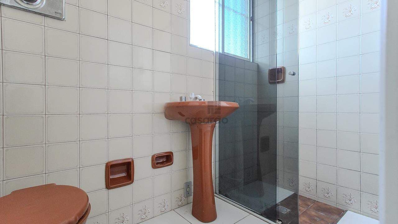 4bllfh-casa-2-quartos-no-pelotas-banheiro-social.jpg