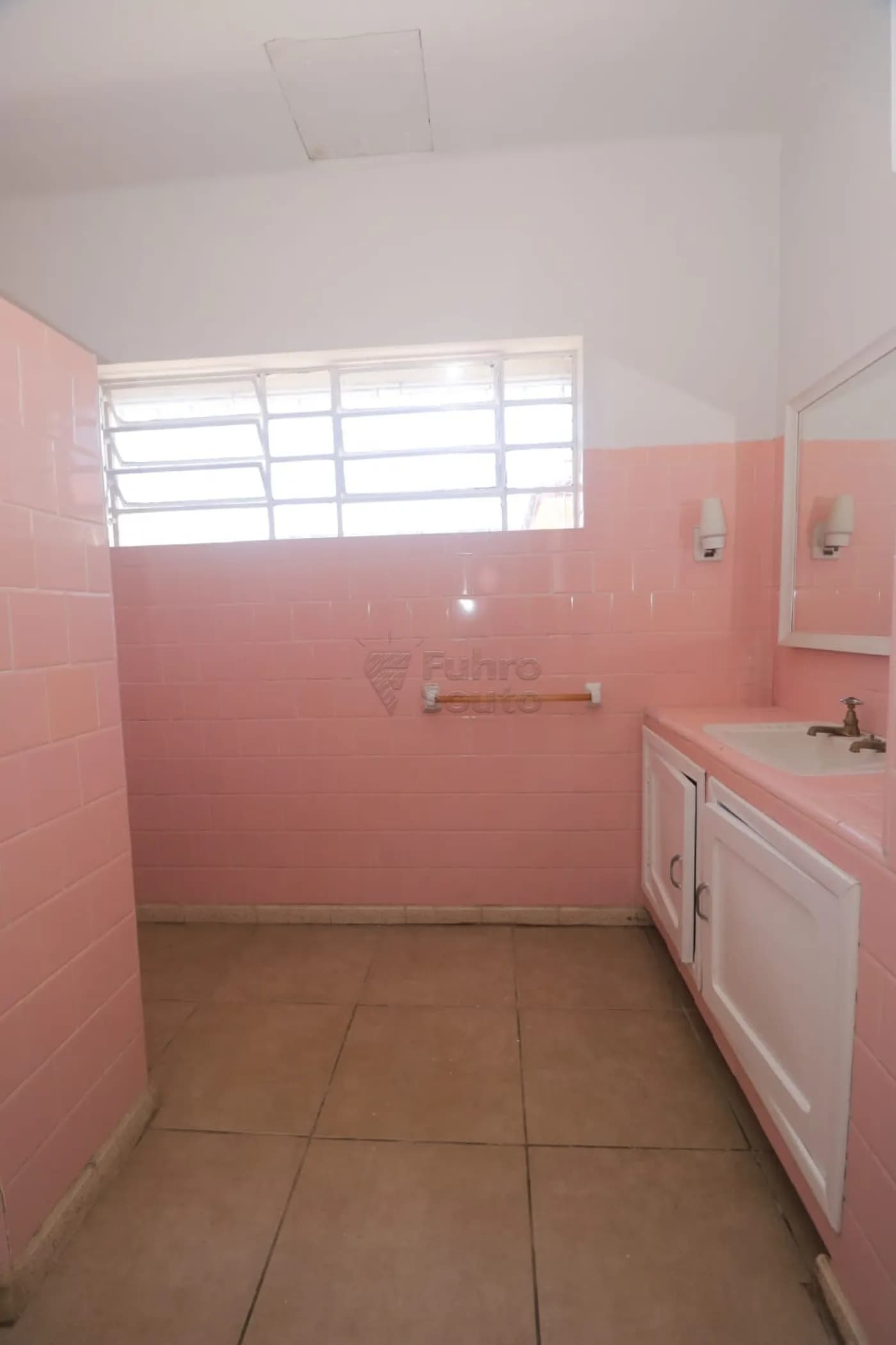 4c586i-pelotas-casa-padrao-laranjal-04-12-2025_17-09-55-22.webp