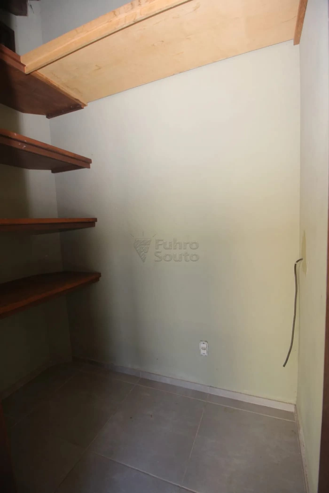 4ce0a-pelotas-casa-padrao-laranjal-09-10-2025_16-00-34-25.webp