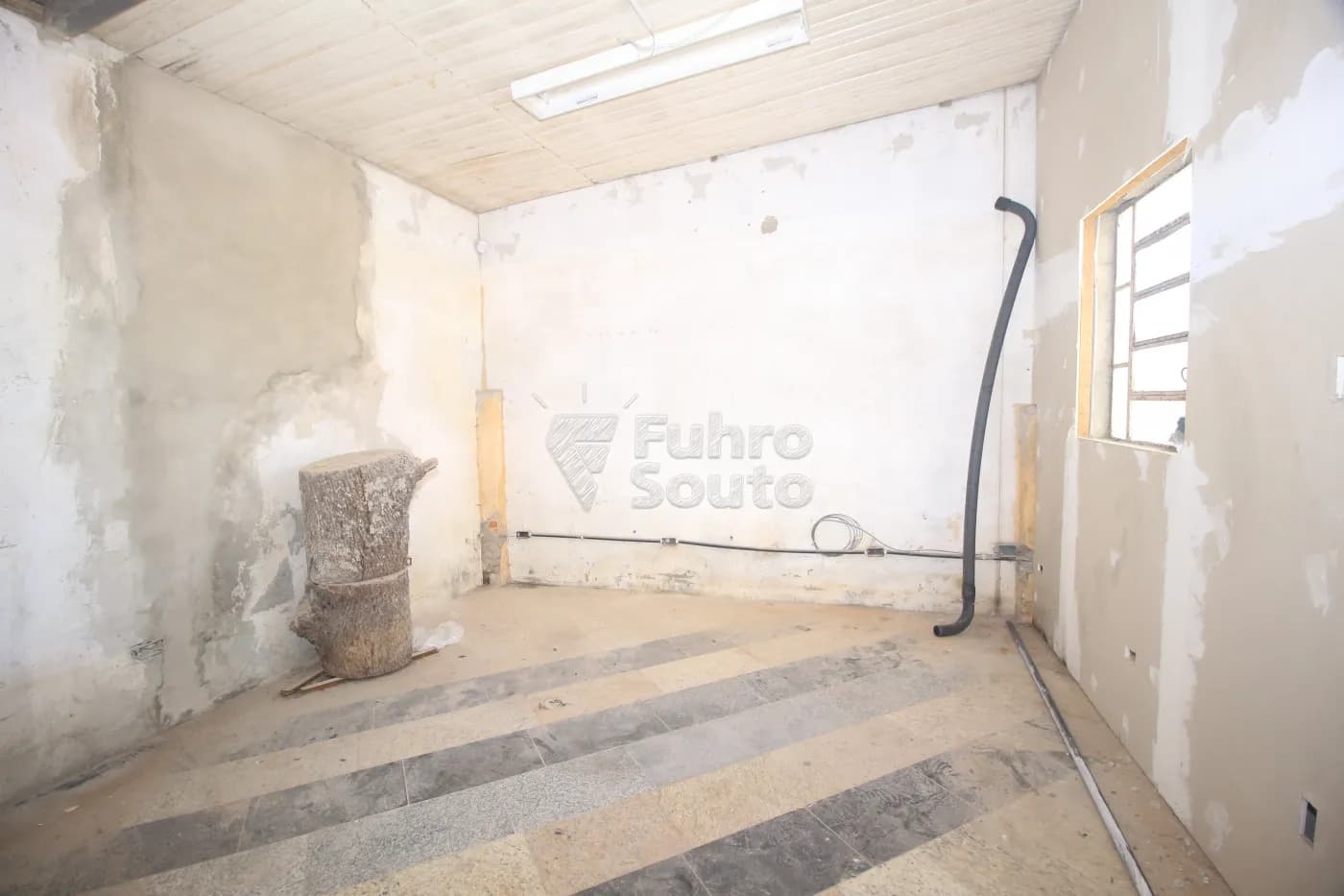 4fqs5-pelotas-comercial-predio-areal-22-10-2025_01-18-23-10.webp