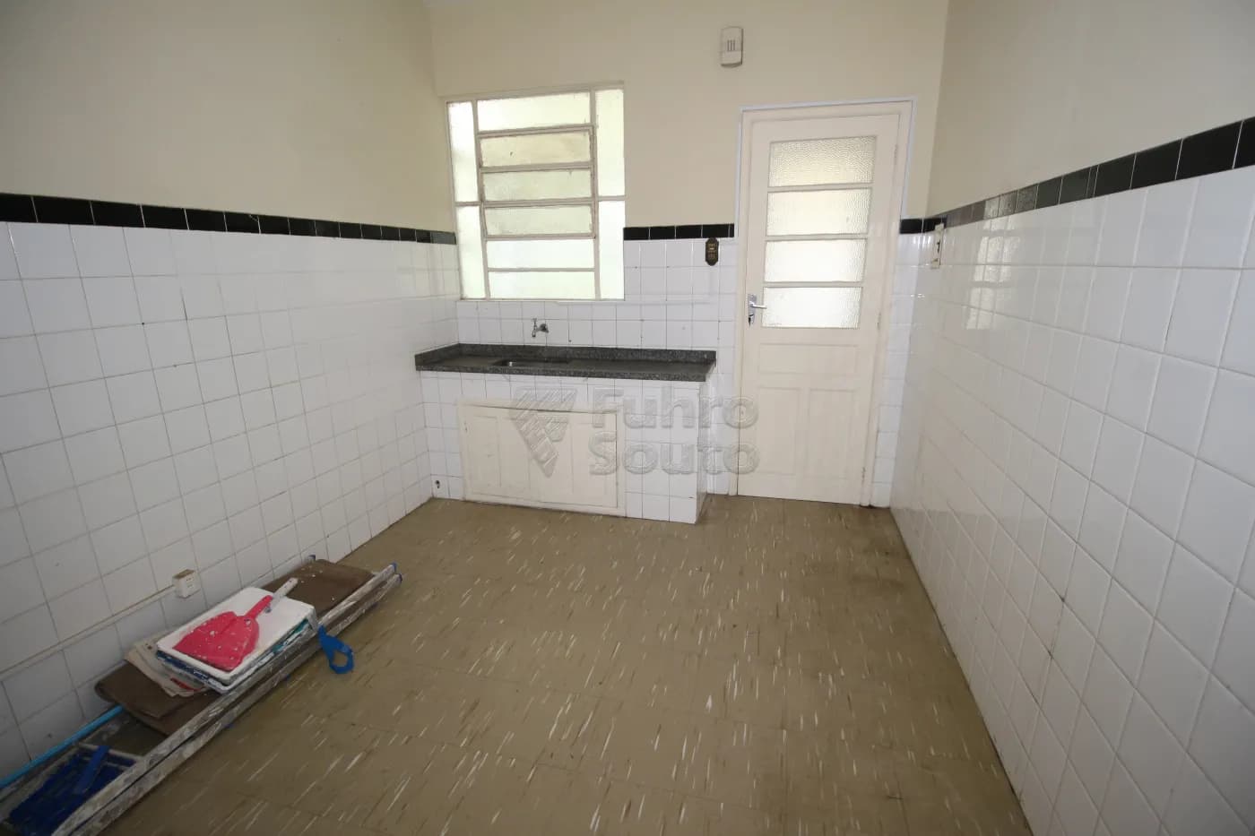 4iyvag-pelotas-apartamento-padrao-centro-16-04-2024_23-51-39-12.webp