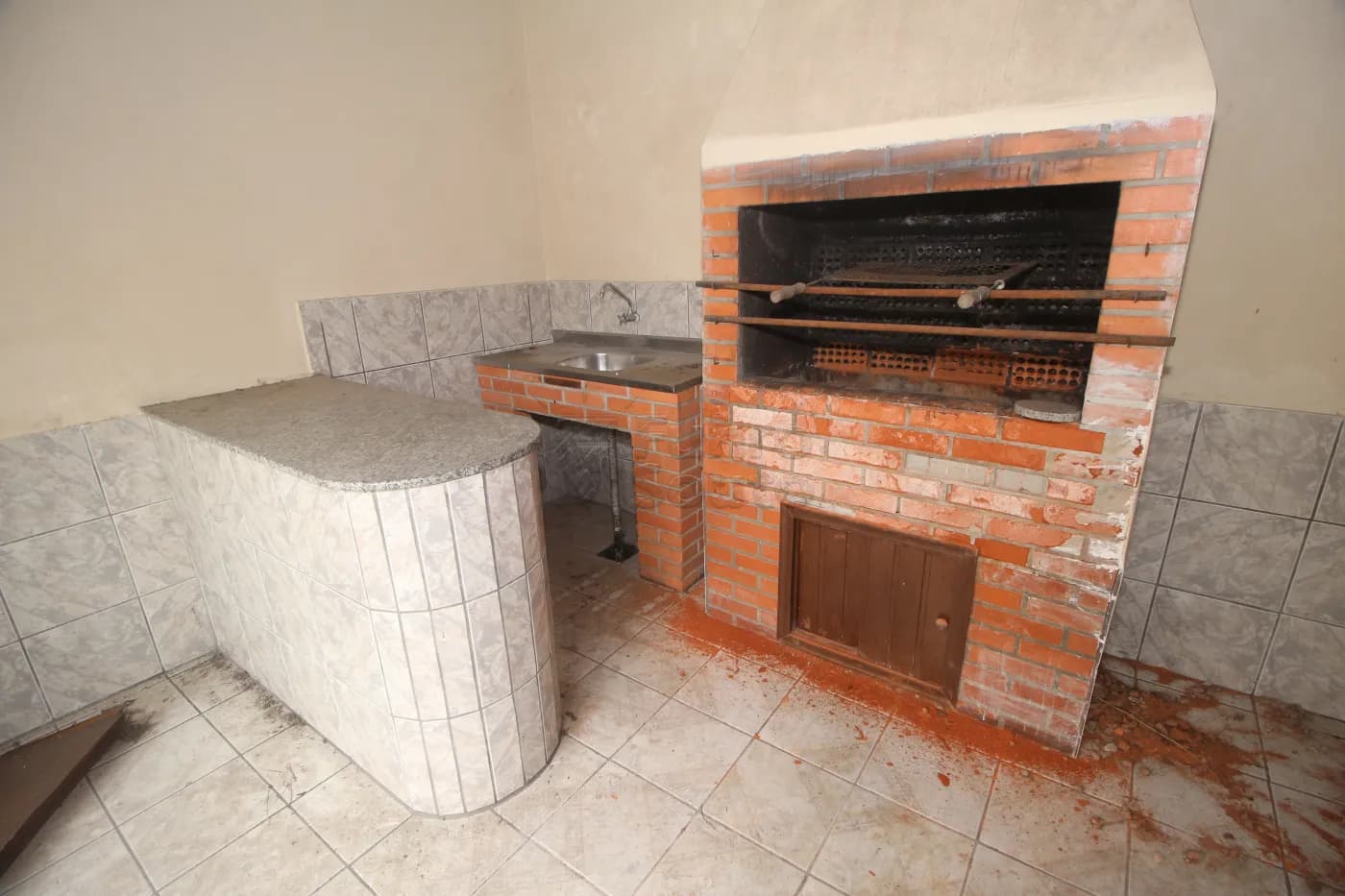 4jg6t-pelotas-casa-padrao-centro-15-12-2024_01-05-16-32.webp