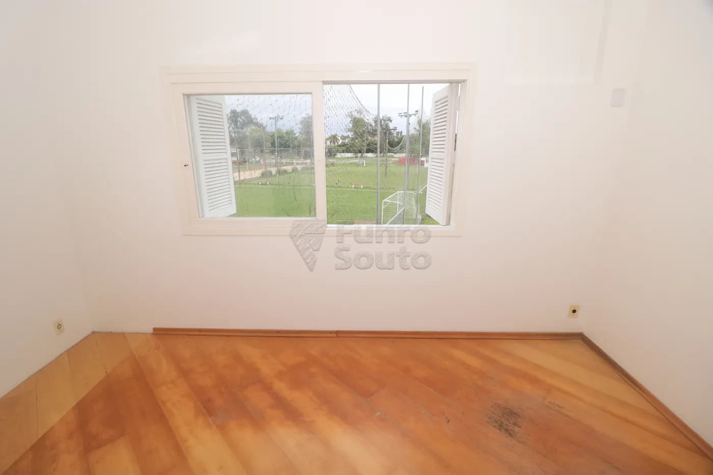 4k9nrp-pelotas-apartamento-padrao-centro-18-03-2026_21-16-35-69bb40639079e.webp
