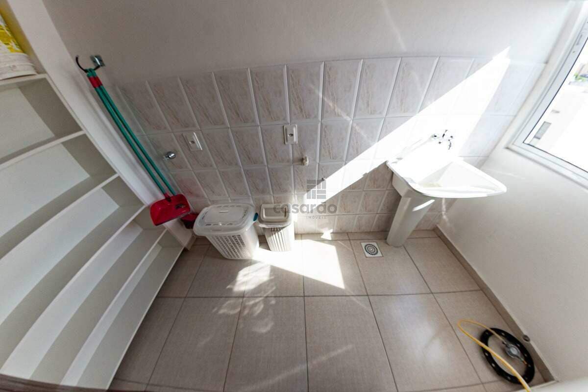 4lnch5-apartamento-2-quartos-no-pelotas-area-de-servico.jpg