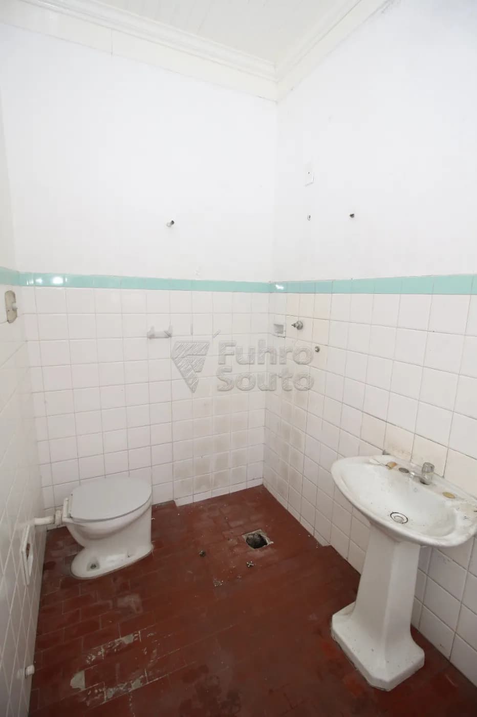 4mhalw-pelotas-casa-padrao-centro-18-06-2024_16-06-11-17.webp
