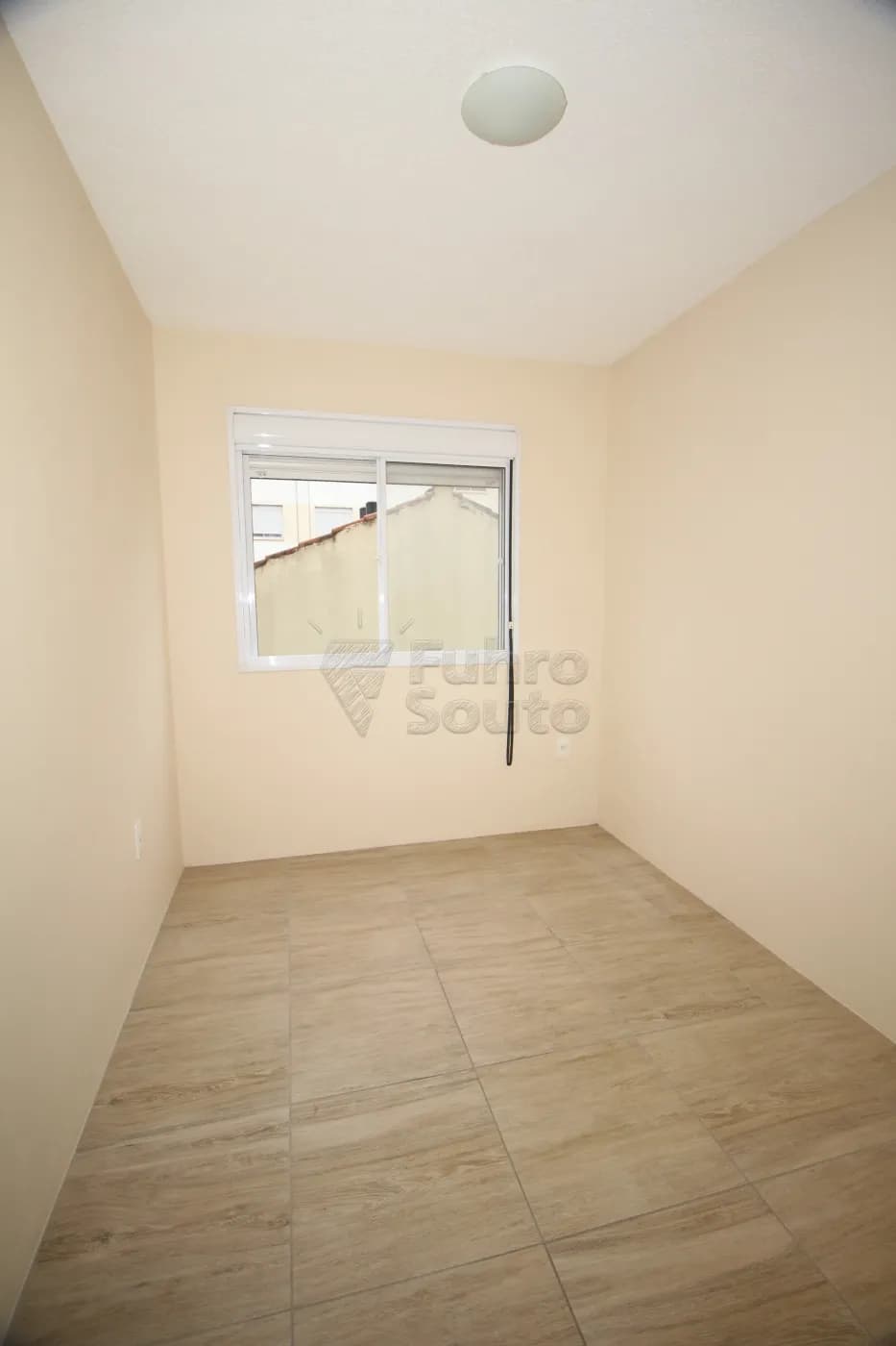 4ooos8-pelotas-apartamento-padrao-centro-20-08-2024_22-44-31-9.webp