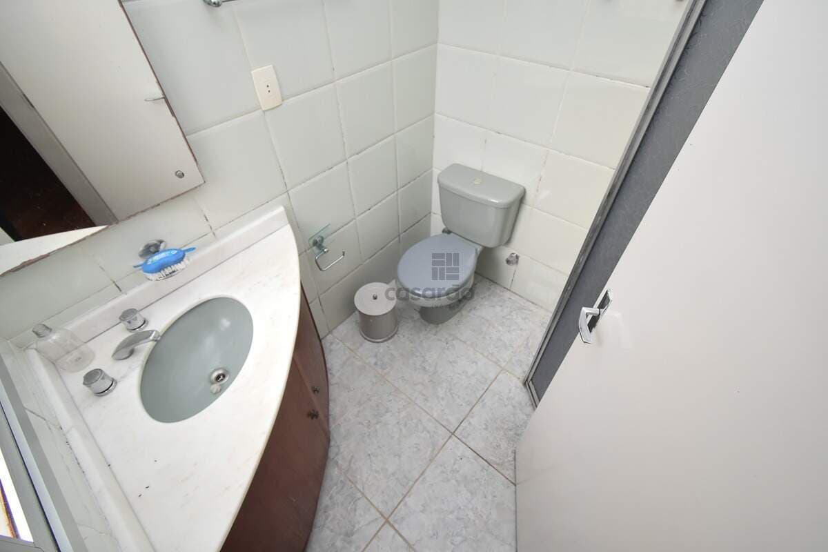 4rldy2p-casa-comercial-8-quartos-no-pelotas-banheiro-suite-4.jpg