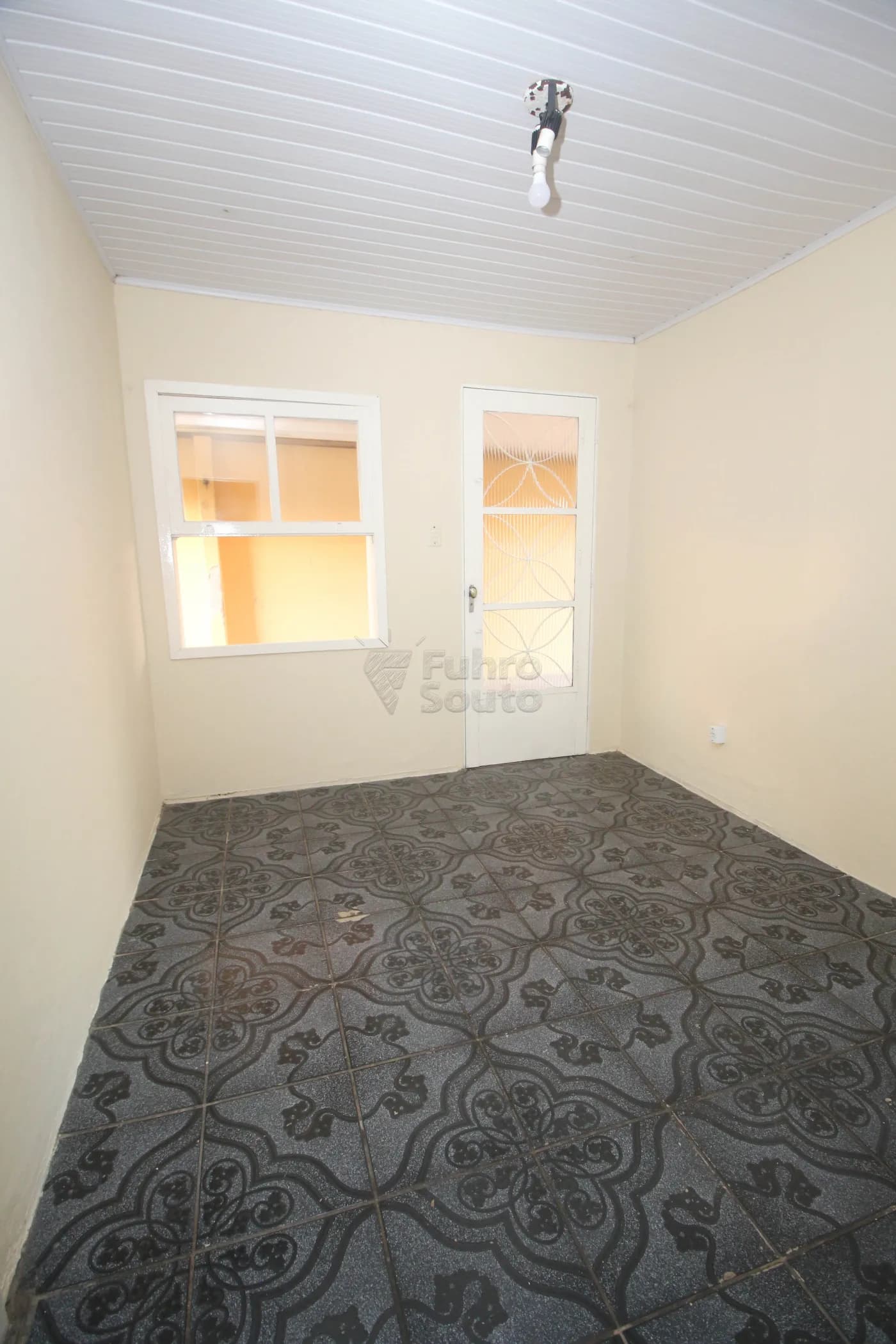 4tg13h-pelotas-casa-padrao-tres-vendas-05-12-2024_00-15-18-10.webp