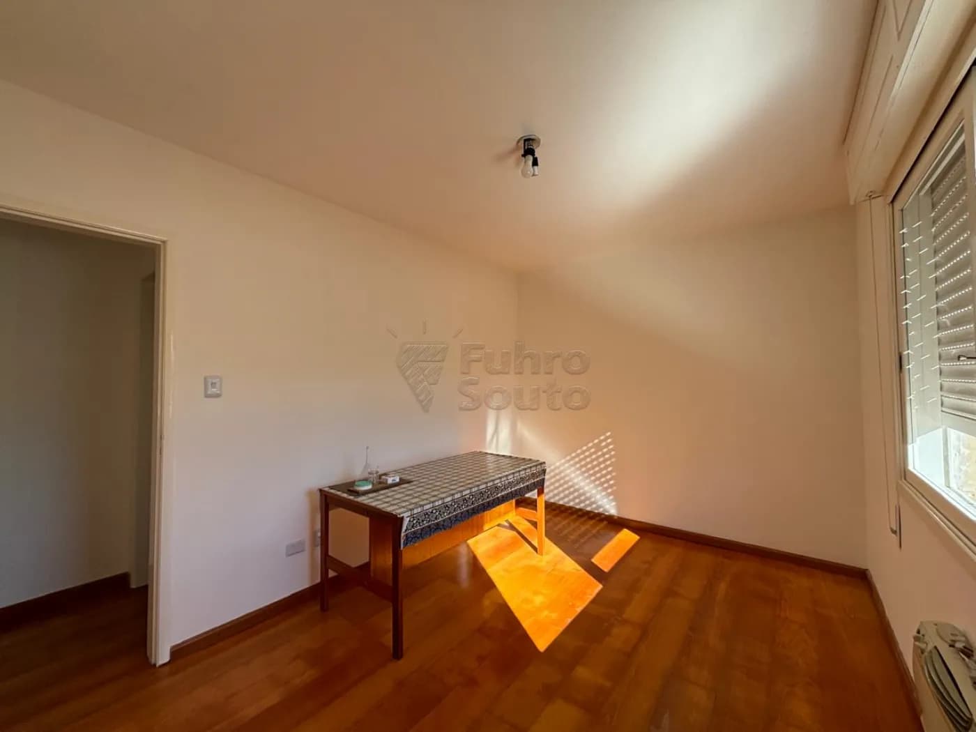 4v6mw8-pelotas-apartamento-padrao-centro-07-06-2024_11-39-06-5.webp