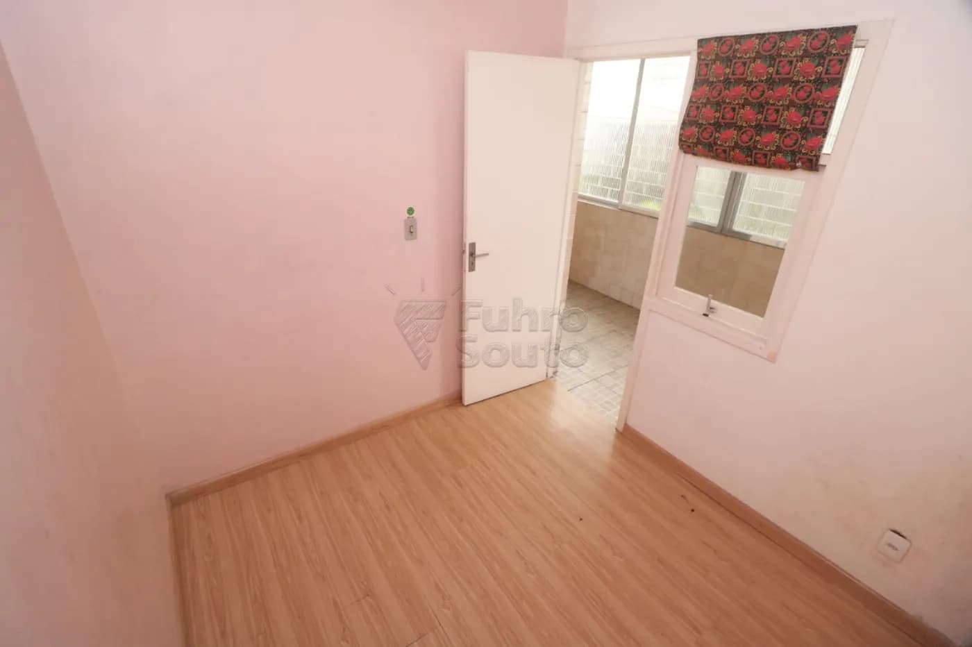 4vrvdn-pelotas-apartamento-padrao-centro-22-01-2026_09-57-23-69721eb367e69.webp
