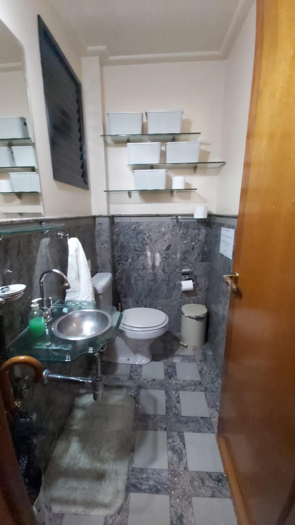 4zvsum-pelotas-comercial-sala-em-condominio-centro-02-05-2022_17-50-25-5.jpg