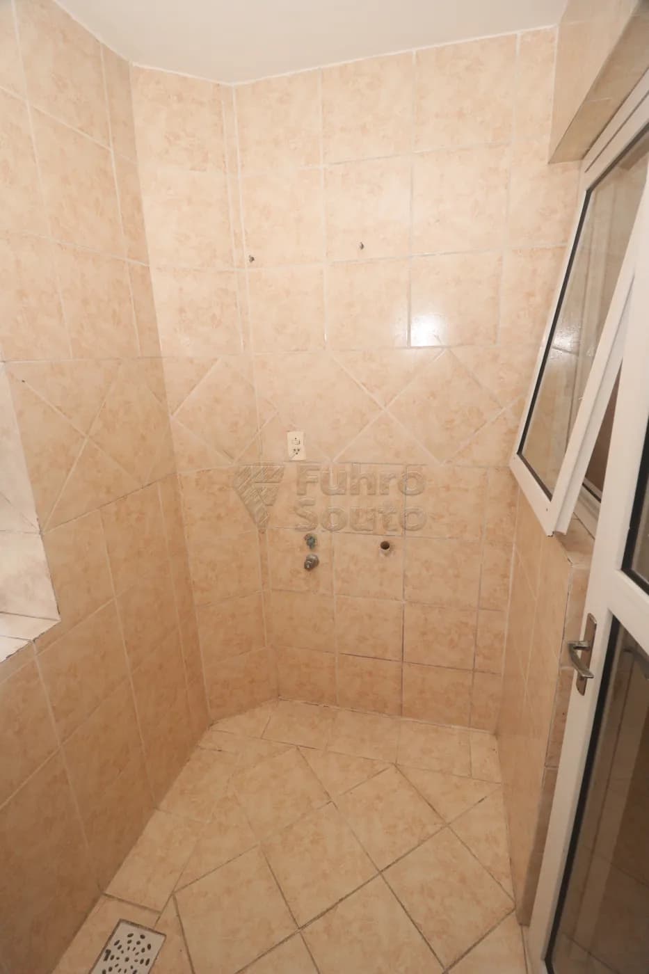 570j-pelotas-apartamento-padrao-centro-14-07-2026_00-37-21-6a55aef114622.webp