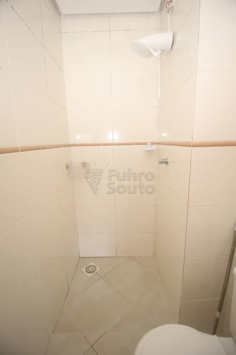 5927u-pelotas-apartamento-padrao-centro-06-08-2025_00-43-56-16.webp