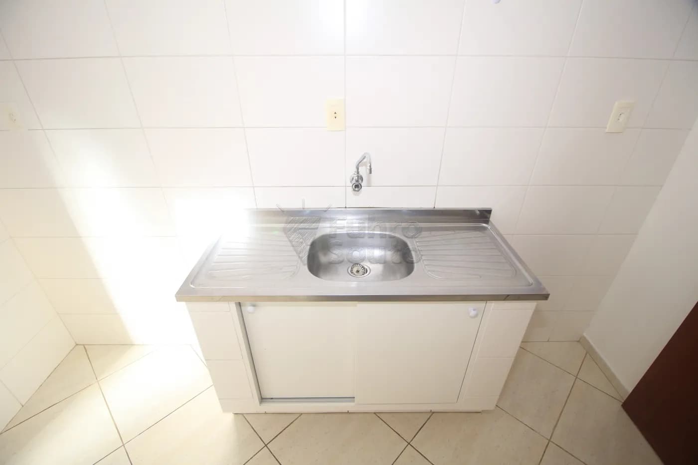 5c5lb8-pelotas-apartamento-padrao-centro-24-04-2025_01-13-52-22.webp