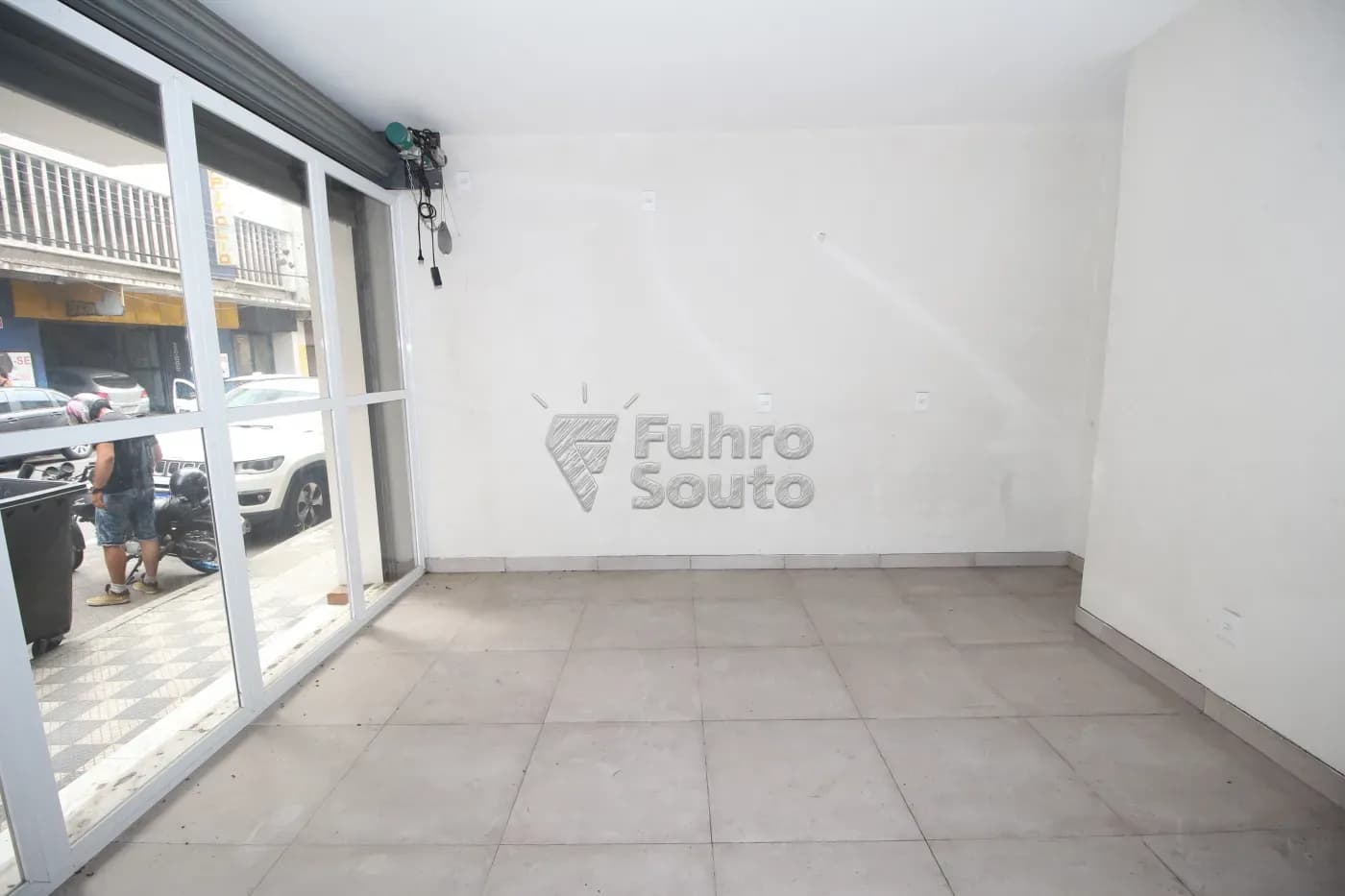 5jnf6w-pelotas-comercial-predio-centro-14-06-2024_12-18-54-4.webp