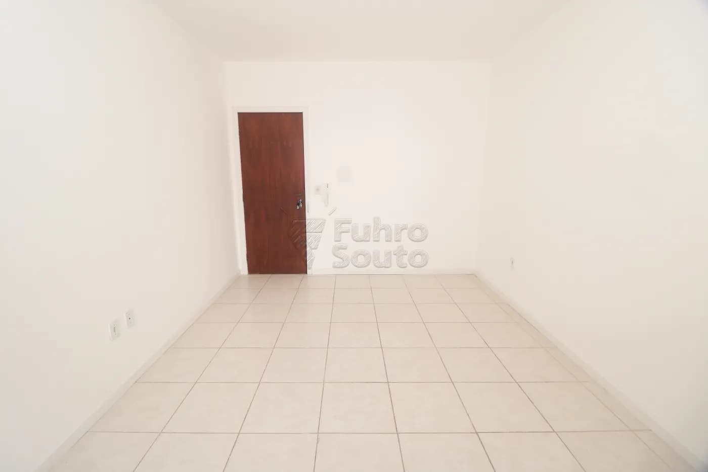 5n5rif-pelotas-apartamento-kitinete-centro-25-02-2026_22-16-11-699f9edb80486.webp
