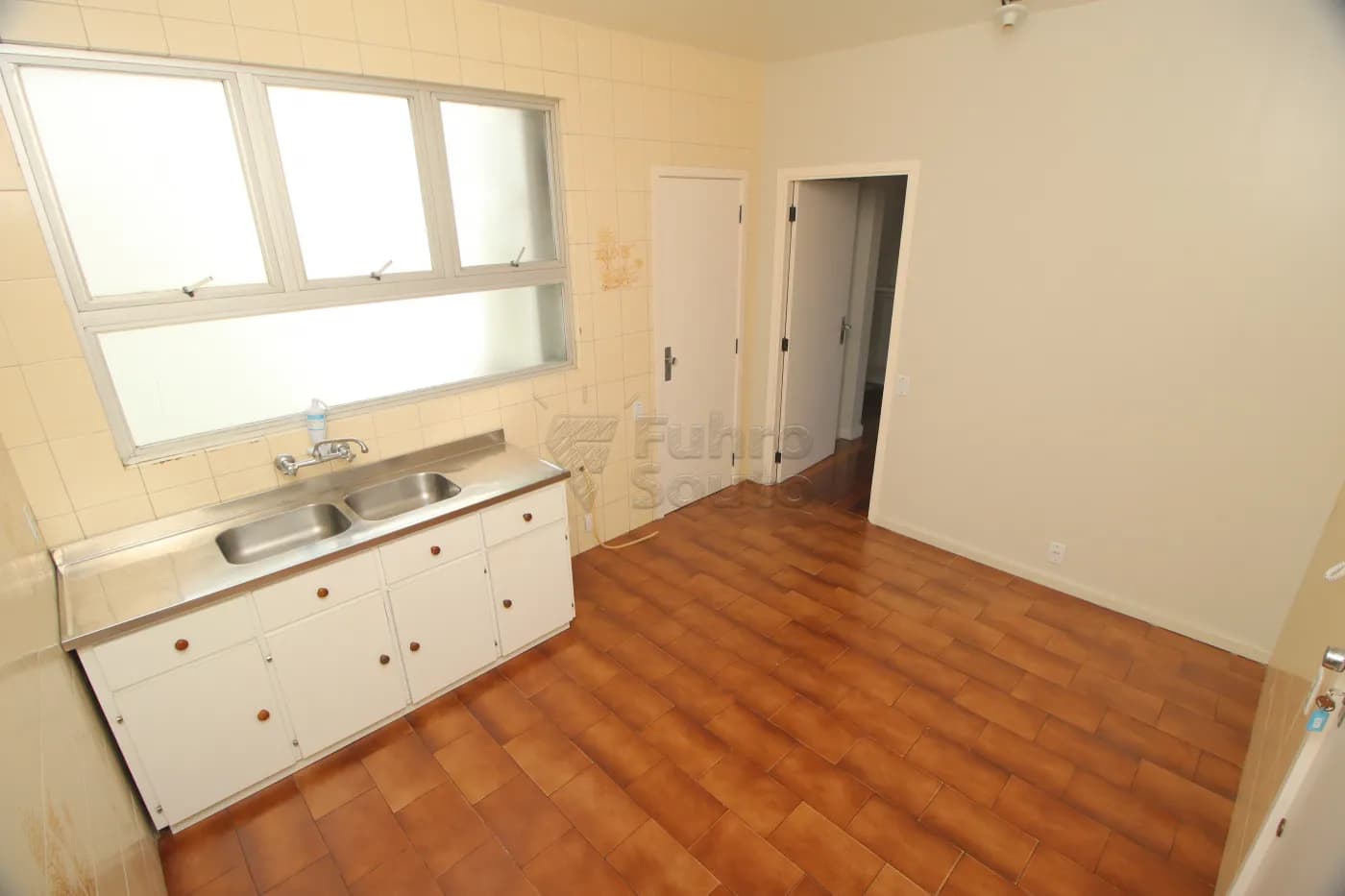 5nkqjg-pelotas-apartamento-padrao-centro-17-09-2024_00-57-48-28.webp