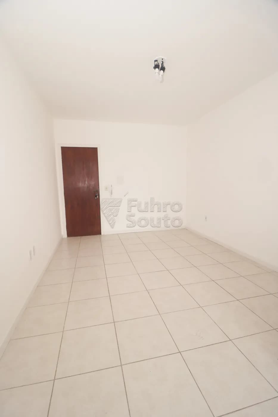 5p67n-pelotas-apartamento-kitinete-centro-25-02-2026_22-16-12-699f9edc5982a.webp