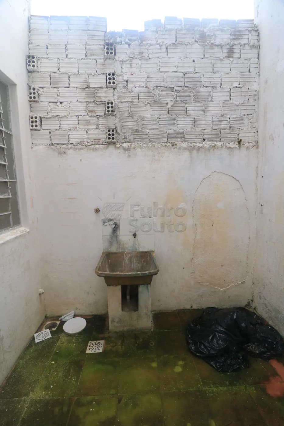 5qq9x-pelotas-comercial-casa-centro-24-04-2026_23-28-26-69ec26ca2b12b.webp