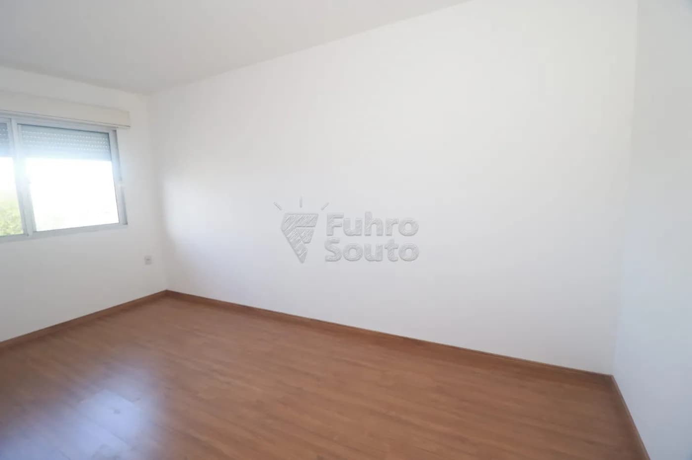 5qrq8er-pelotas-apartamento-fora-de-condominio-fragata-24-03-2026_12-35-23-69c2af3b3f059.webp