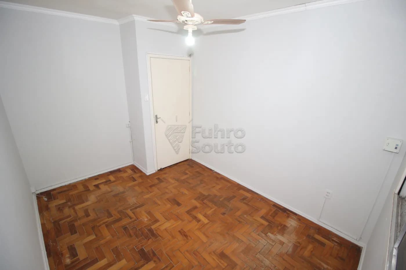 5v0m3p-pelotas-apartamento-padrao-fragata-19-04-2024_00-20-03-15.webp