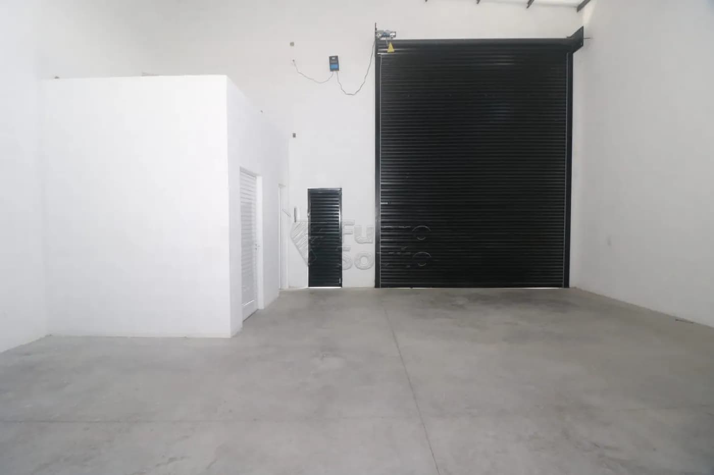 5vc7y-pelotas-comercial-predio-tres-vendas-27-01-2026_11-01-59-6978c5572e547.webp