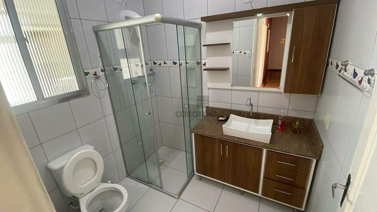 5zd2kc-apartamento-2-quartos-no-pelotas-banheiro-social.jpeg