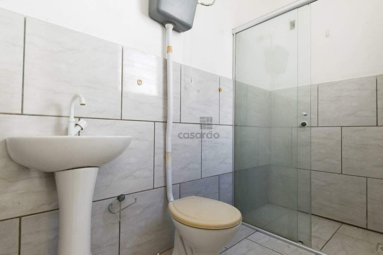 5zr17f-casa-resid-2-quartos-no-pelotas-banheiro-social.jpg