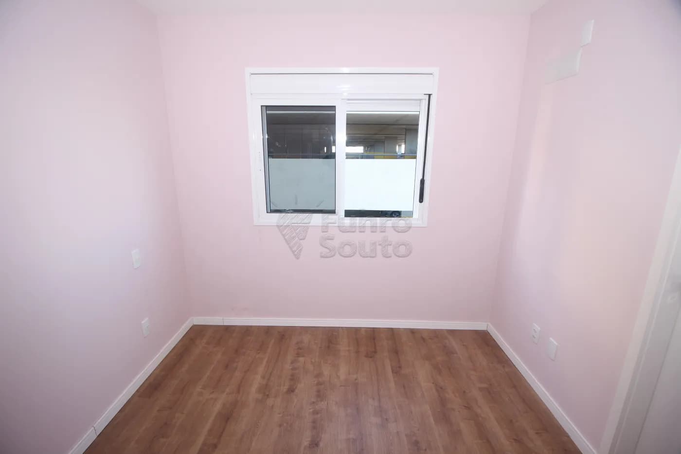 6383pg-pelotas-apartamento-padrao-tres-vendas-04-08-2025_23-47-46-17.webp