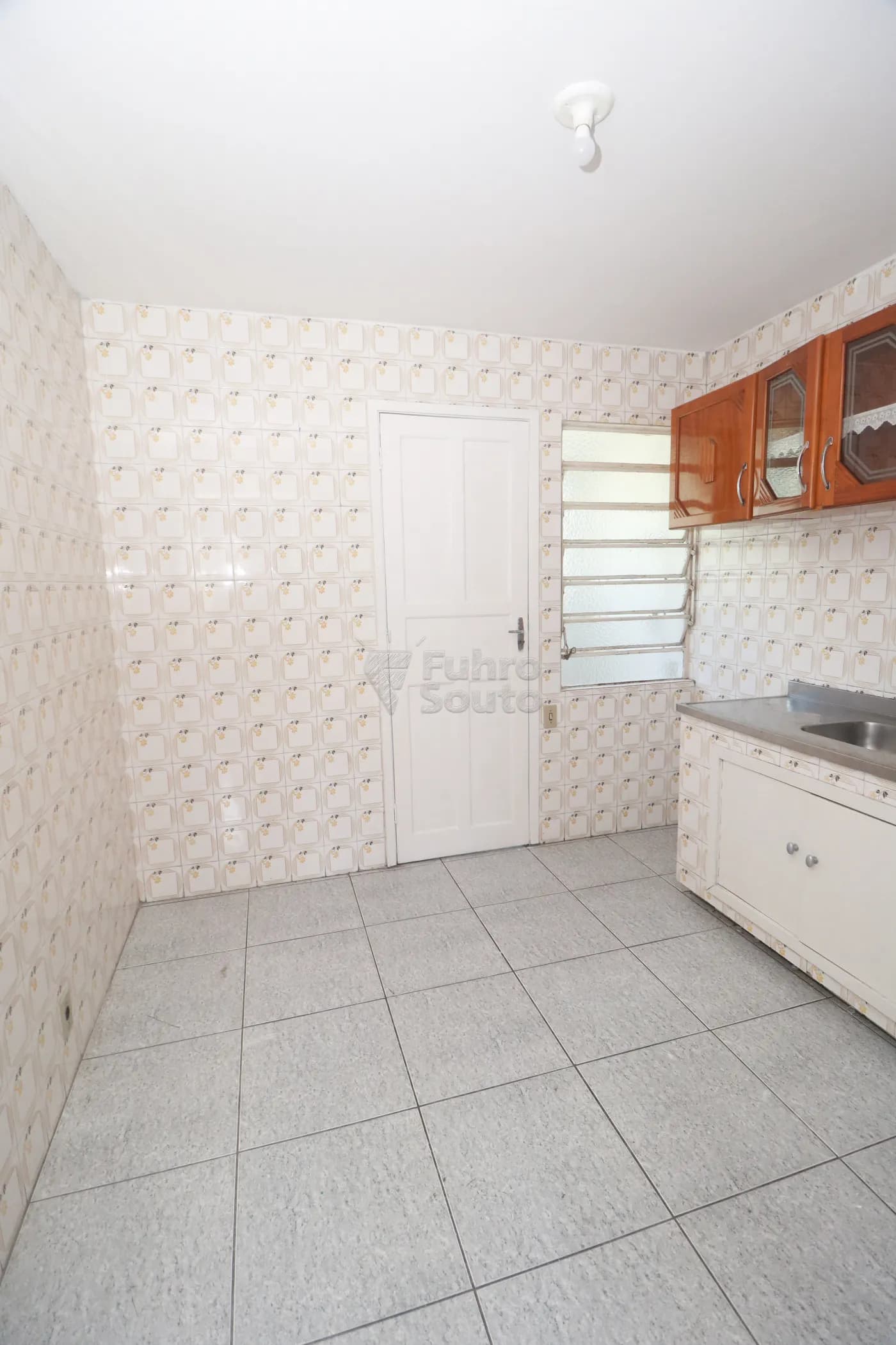 66limo-pelotas-apartamento-padrao-centro-03-12-2025_23-54-02-30.webp