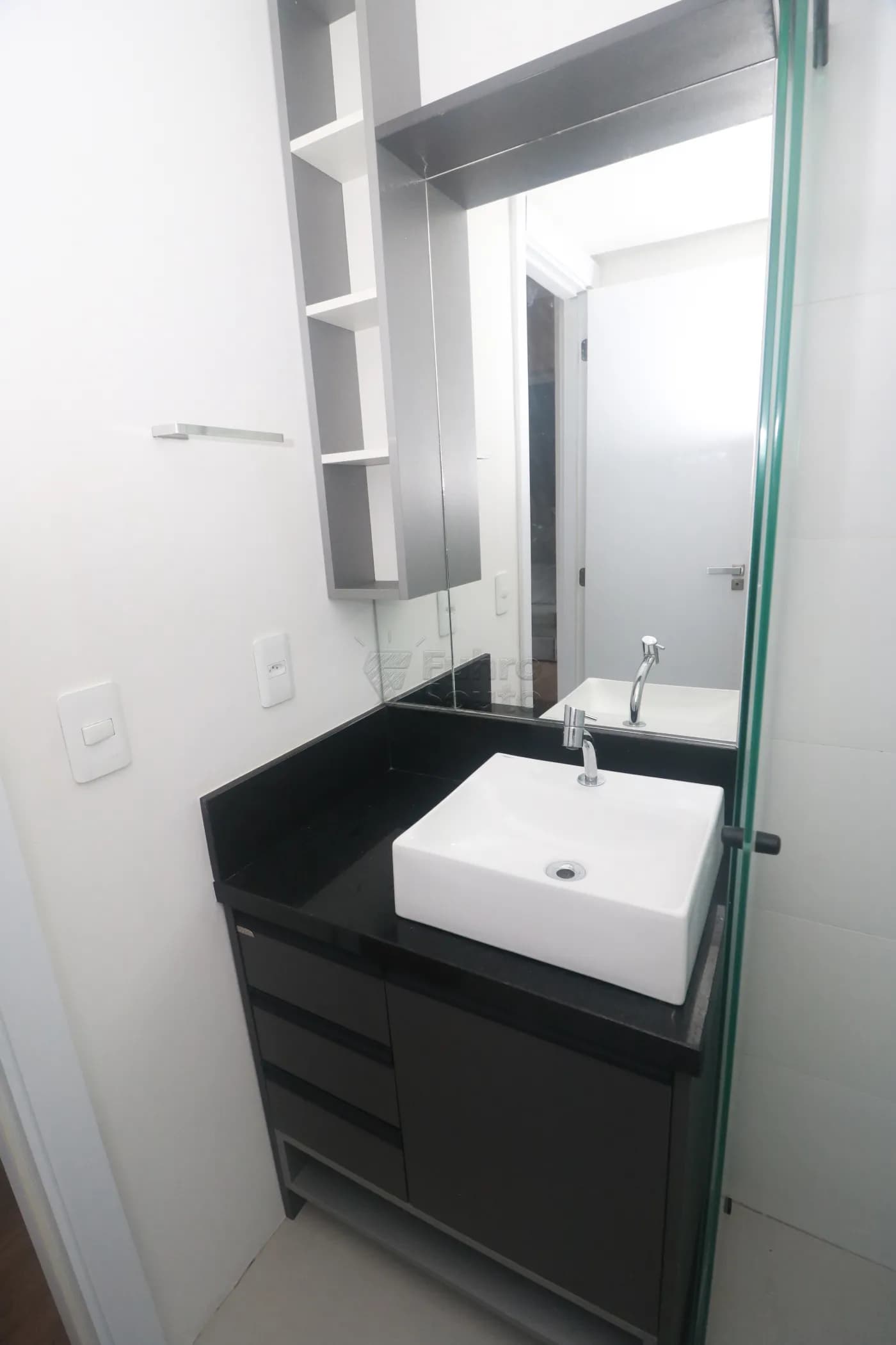 6c1dpp-pelotas-apartamento-loft--studio-centro-09-12-2025_21-35-53-6938c069e60b2.webp
