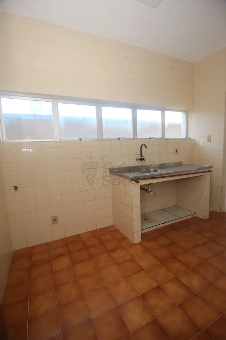 6cogsf-pelotas-apartamento-padrao-centro-18-07-2025_22-44-18-22.webp